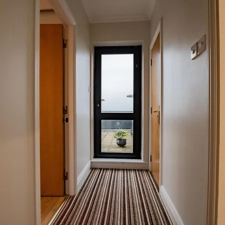 شقة Dockside Penthouse - Free Parking *